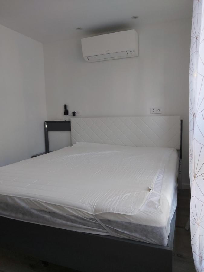 Grand T3 Piscine, Garage Centre Port Lägenhet Agde Exteriör bild