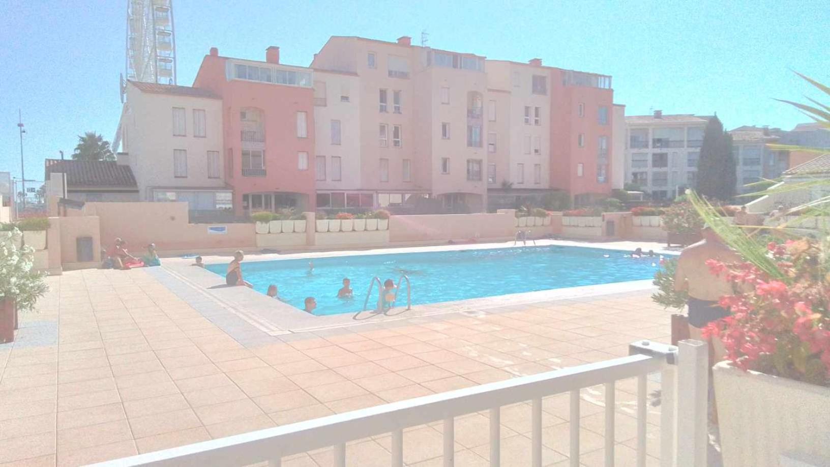 Grand T3 Piscine, Garage Centre Port Lägenhet Agde Exteriör bild